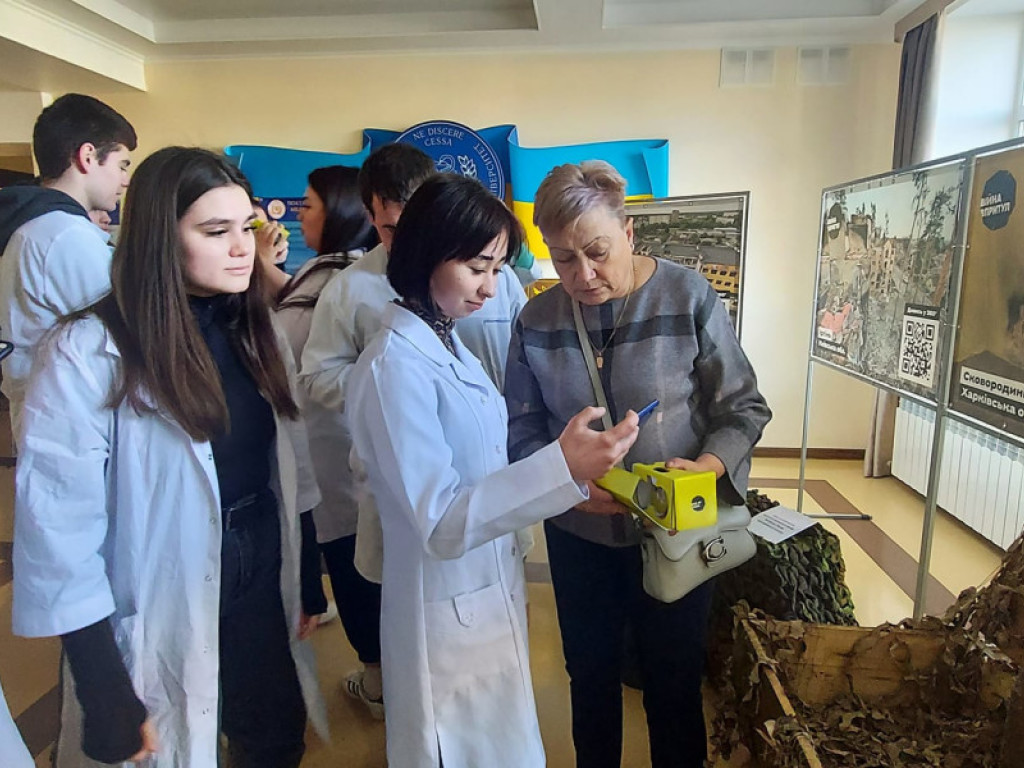 Проєкт "Війна впритул": враження студентів та викладачів ПДМУ / The project "War at Close Quarters": impressions of PSMU students and academic staff